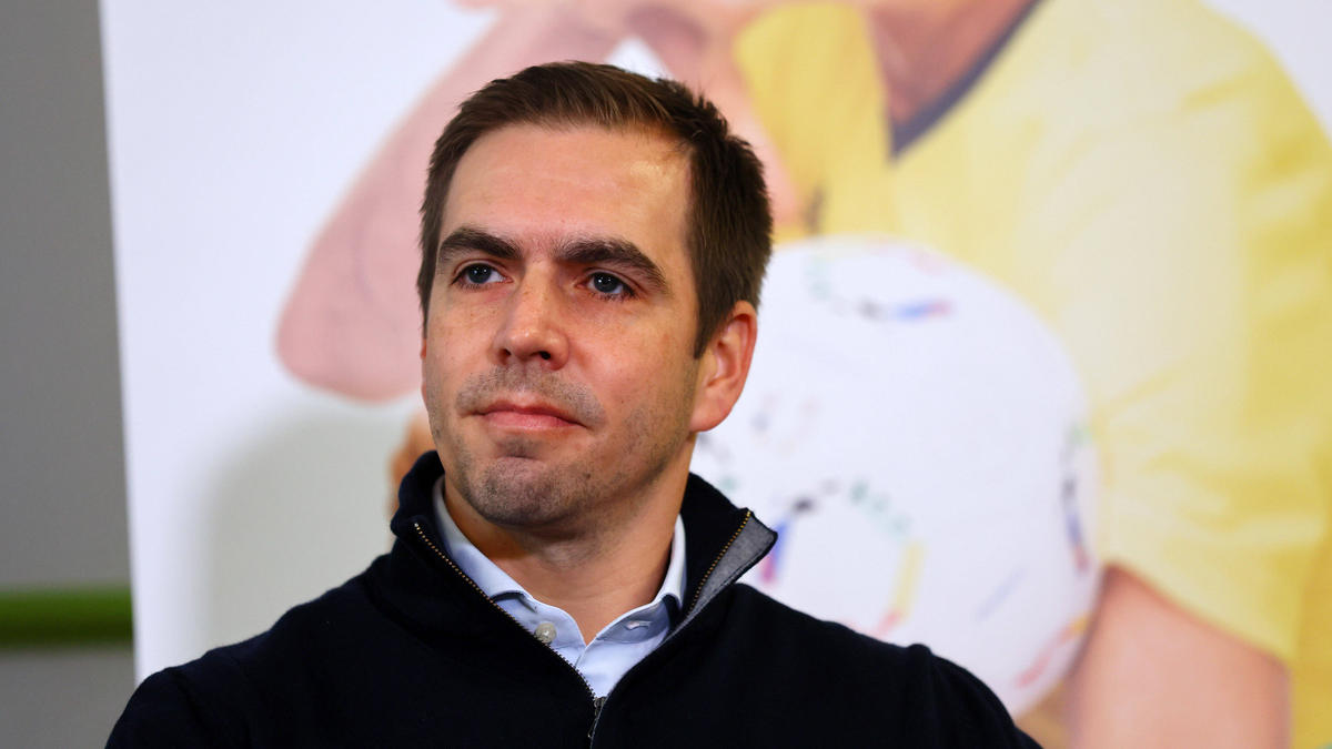 Kubet Lahm theo đuổi