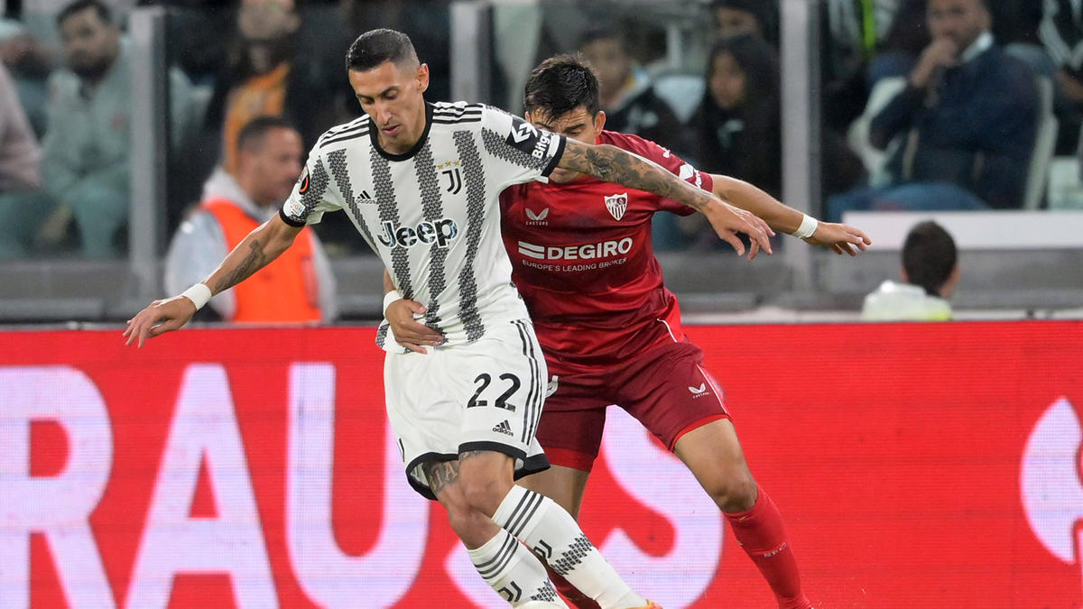 Ku Sự điên rồ phút chót trong trận Juventus vs Sevilla