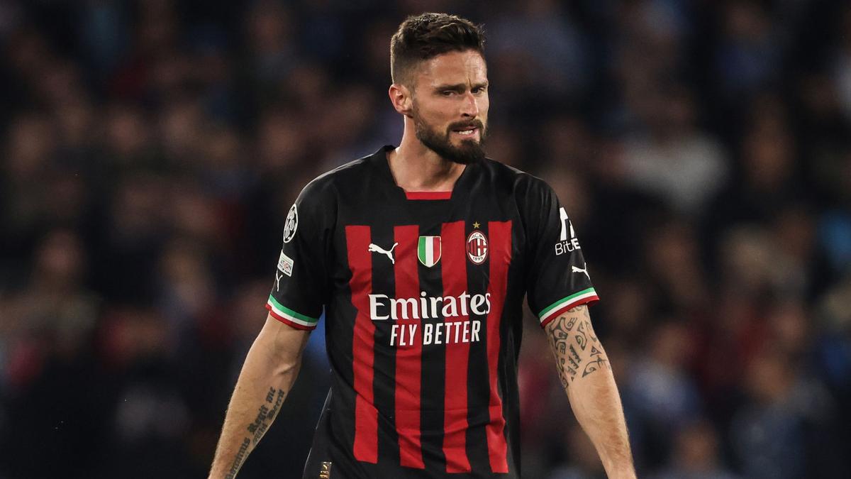 Kubet: Giroud vẫn "đói bàn thắng như một cậu bé đói ăn"