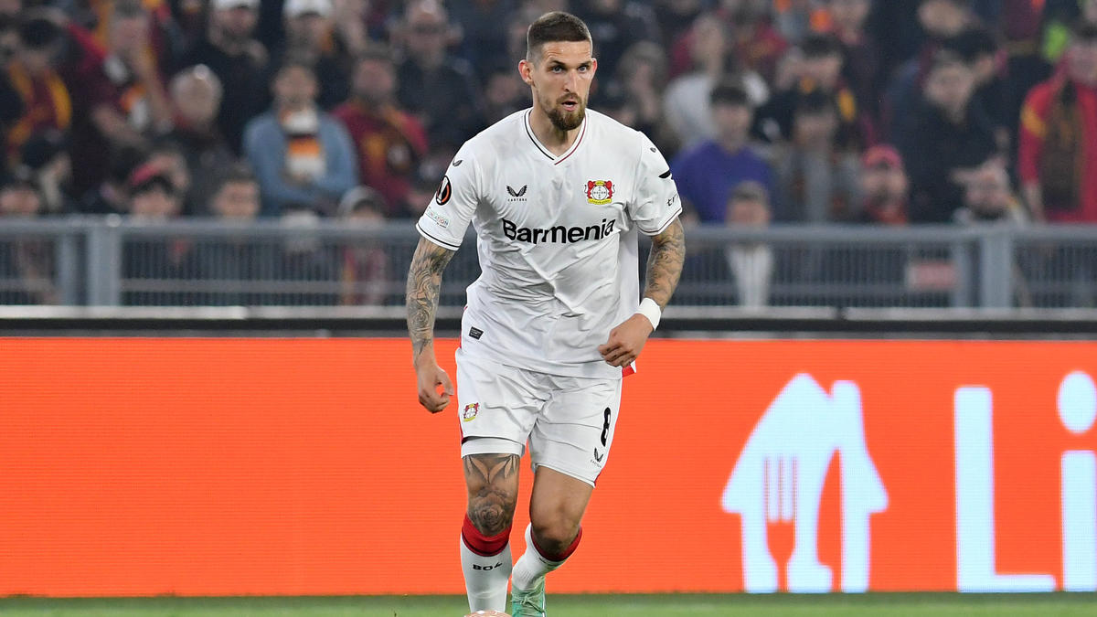 Ku cập nhật: Bộ đôi cầu thủ của Bayer Leverkusen sẽ bỏ lỡ trận bán kết lượt về với Roma trên sân nhà là ai?